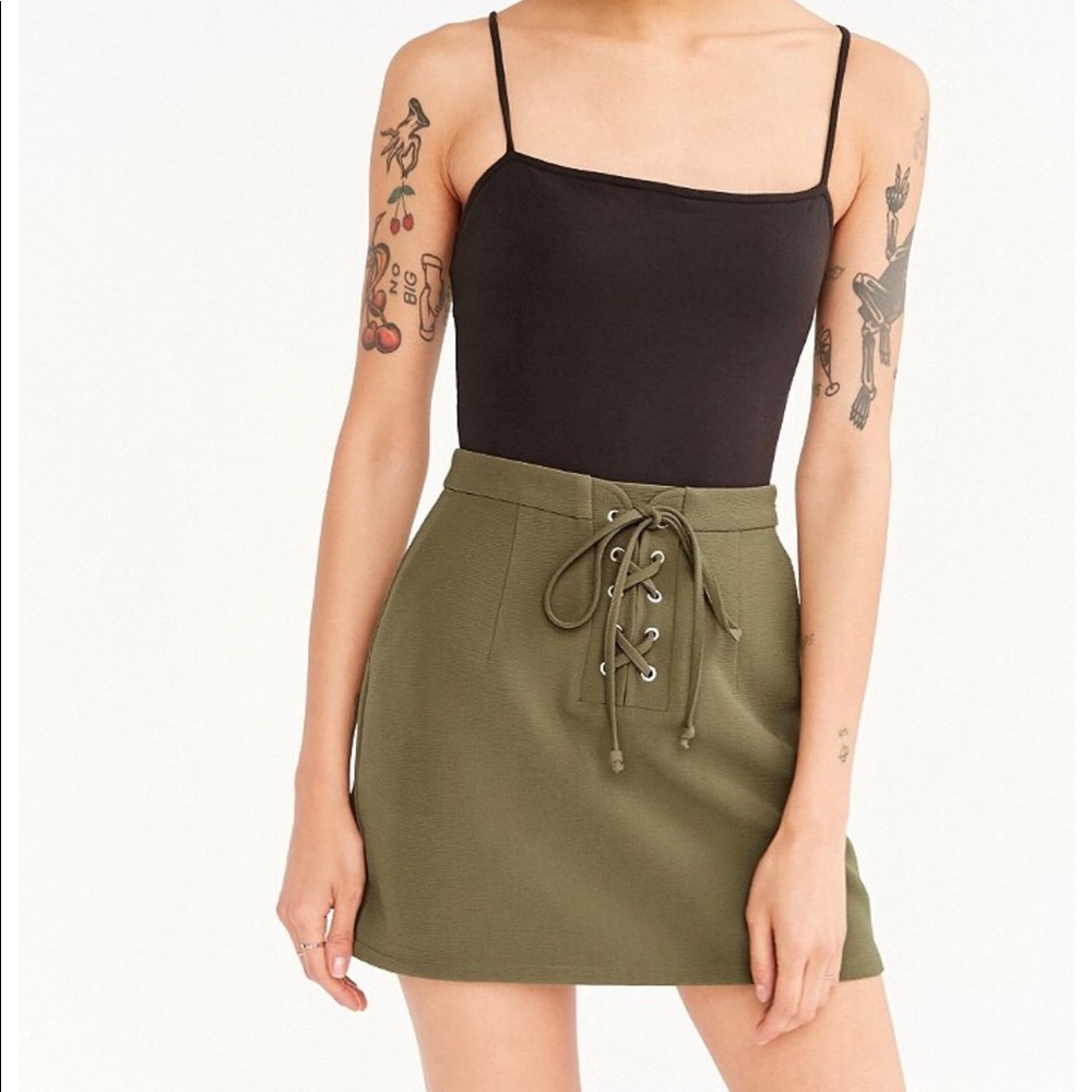 green lace up mini skirt